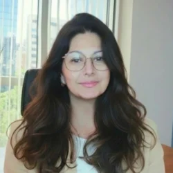 Cristiane Regina Custodio